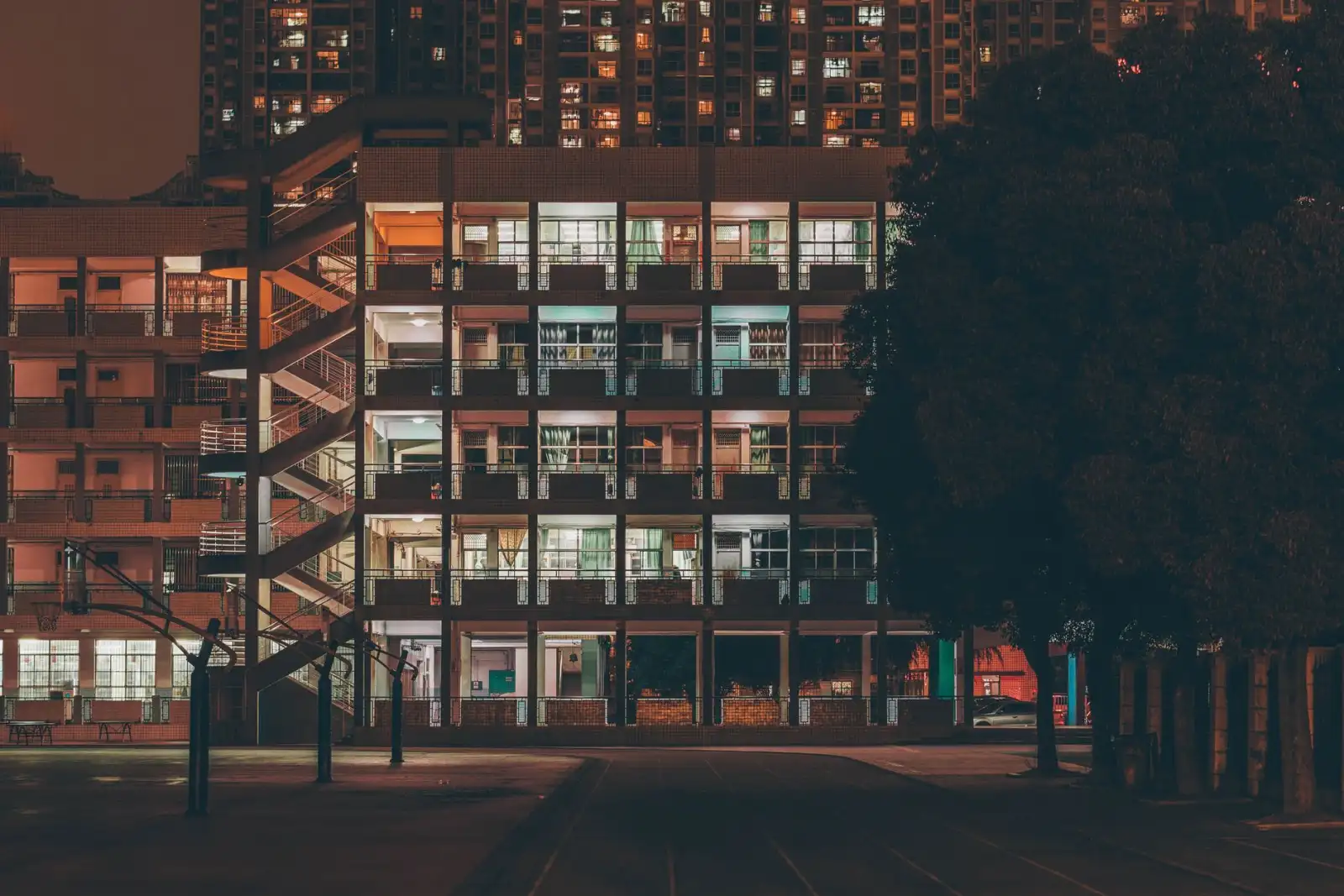 仓储货架与托盘搭配方案：提升仓库空间利用率的实践分析