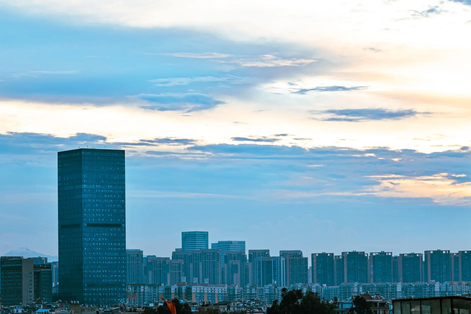 2024年周转箱与物流笼车技术升级趋势解析
