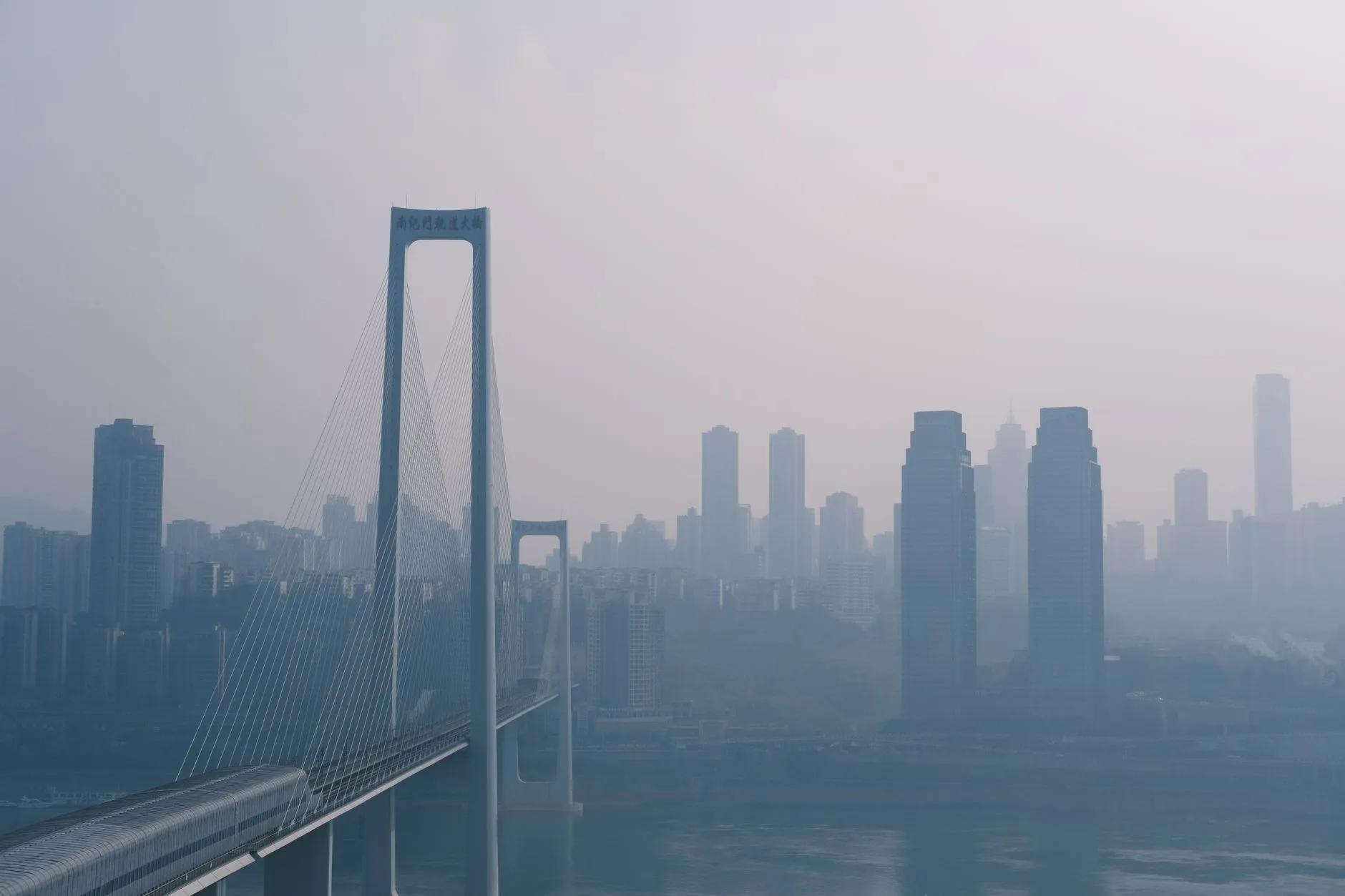 仓储货架与托盘组合方案在山东物流仓库的应用优势分析