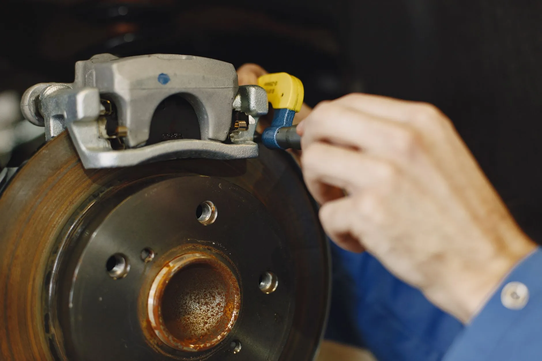 临沂朗日仓储货架型号参数对比与选型分析