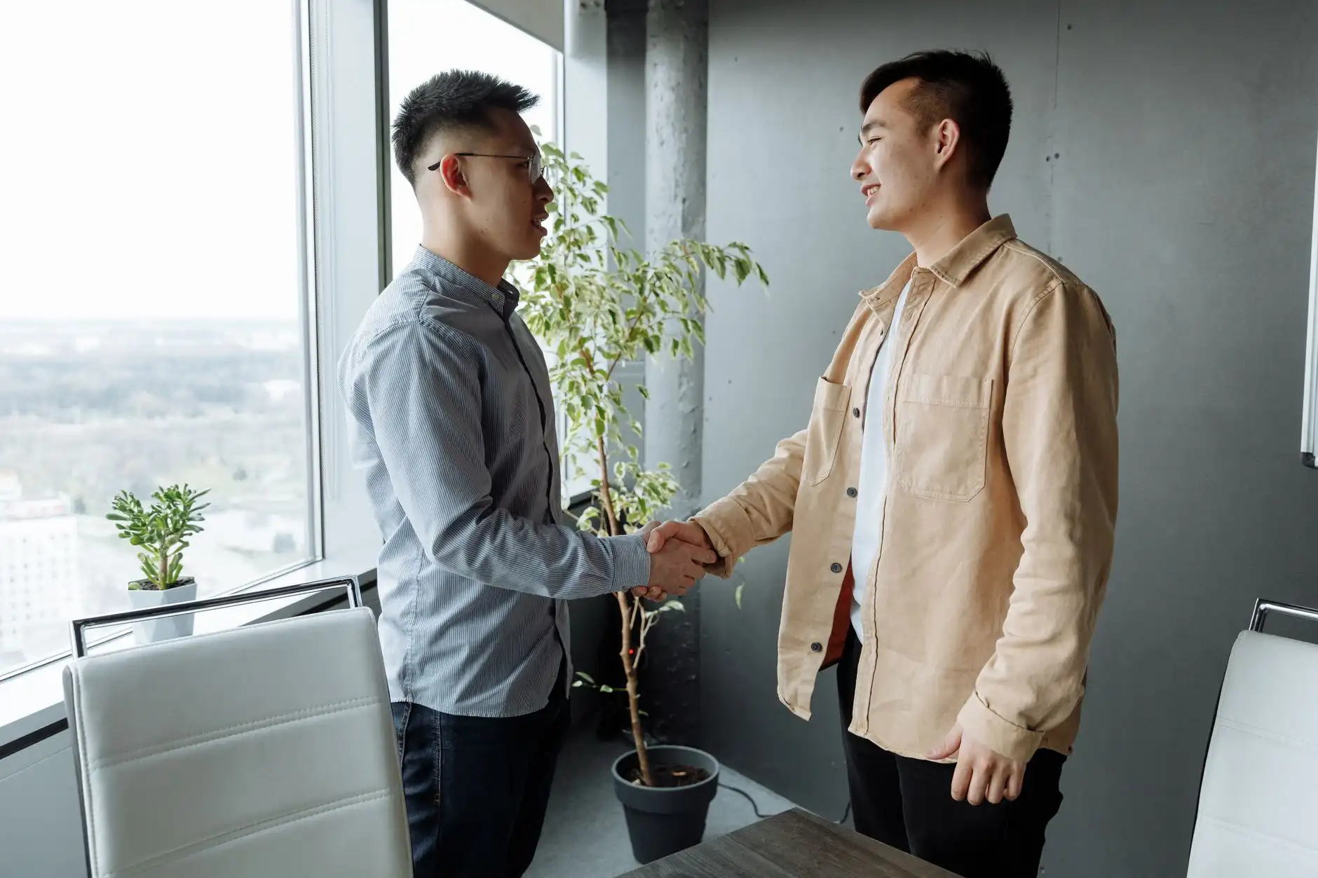 临沂朗日仓储货架与托盘配套方案在物流仓库中的应用实践